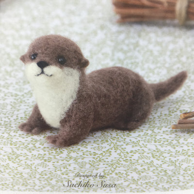 Hamanaka Aclaine Acrylic Fibre Needle Felting Kit - Otter (English)