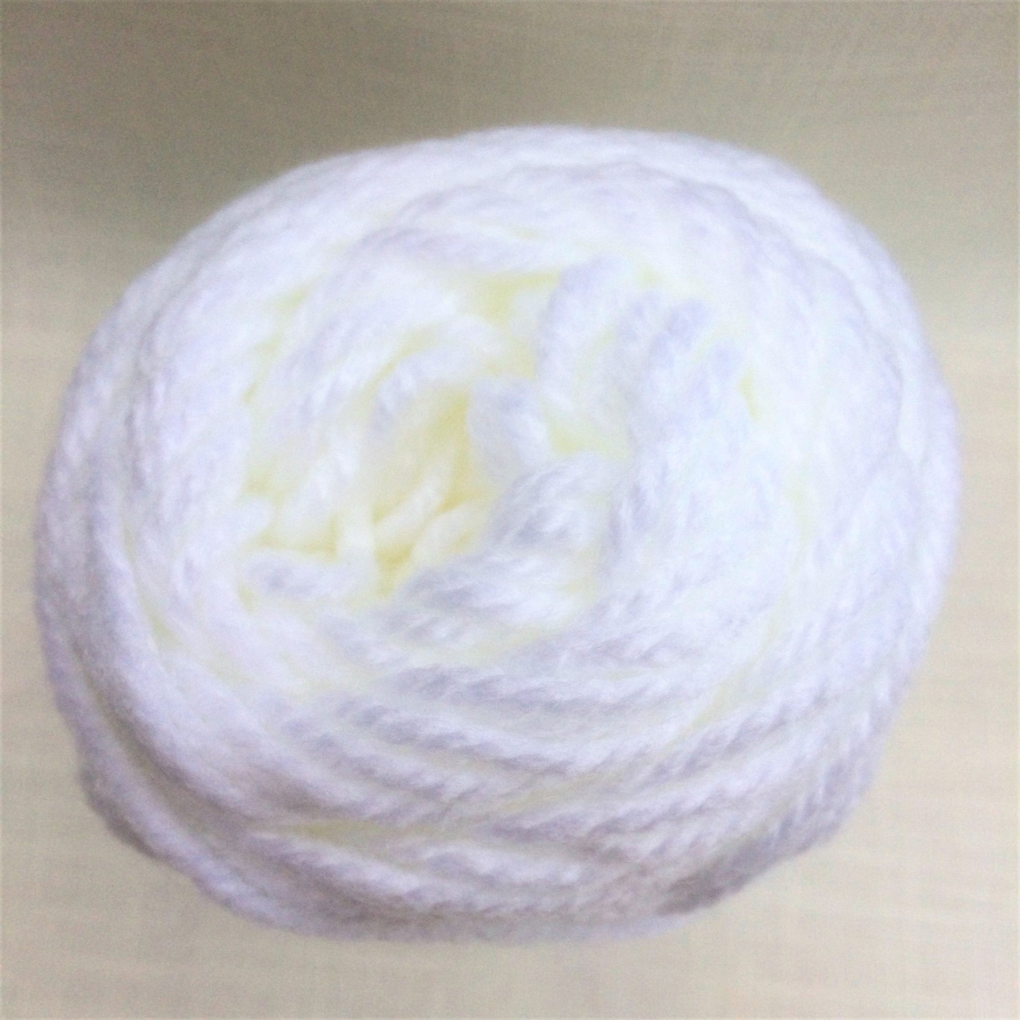 Hamanaka Bonny Yarn- White