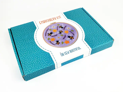 Oh Sew Bootiful Hoop Embroidery Kit - Lavender and Bees