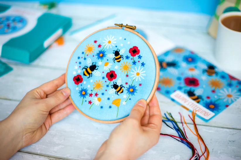 Oh Sew Bootiful Hoop Embroidery Kit - Bees and Wildflowers