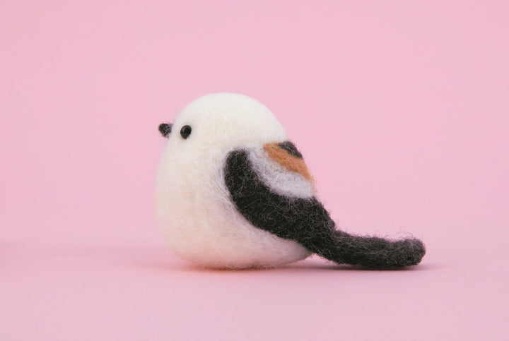 Hamanaka Needle Felting Kit - Shimaenaga (English)