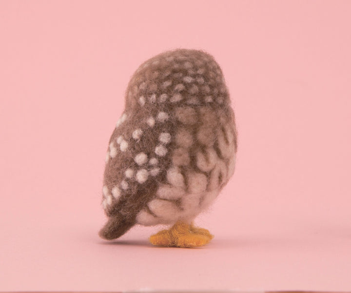 Hamanaka Aclaine Acrylic Fibre Needle Felting Kit - Owl