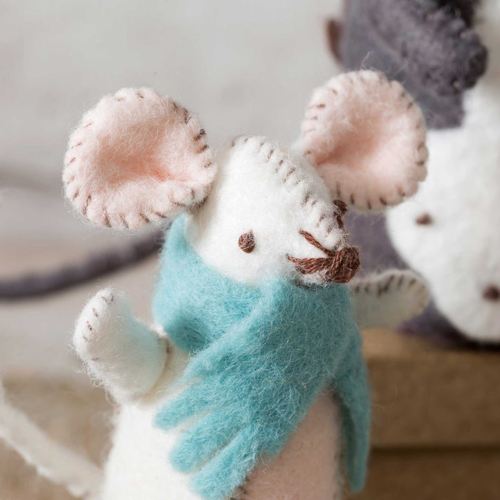 Corinne Lapierre Sewing Kit - Mouse Family