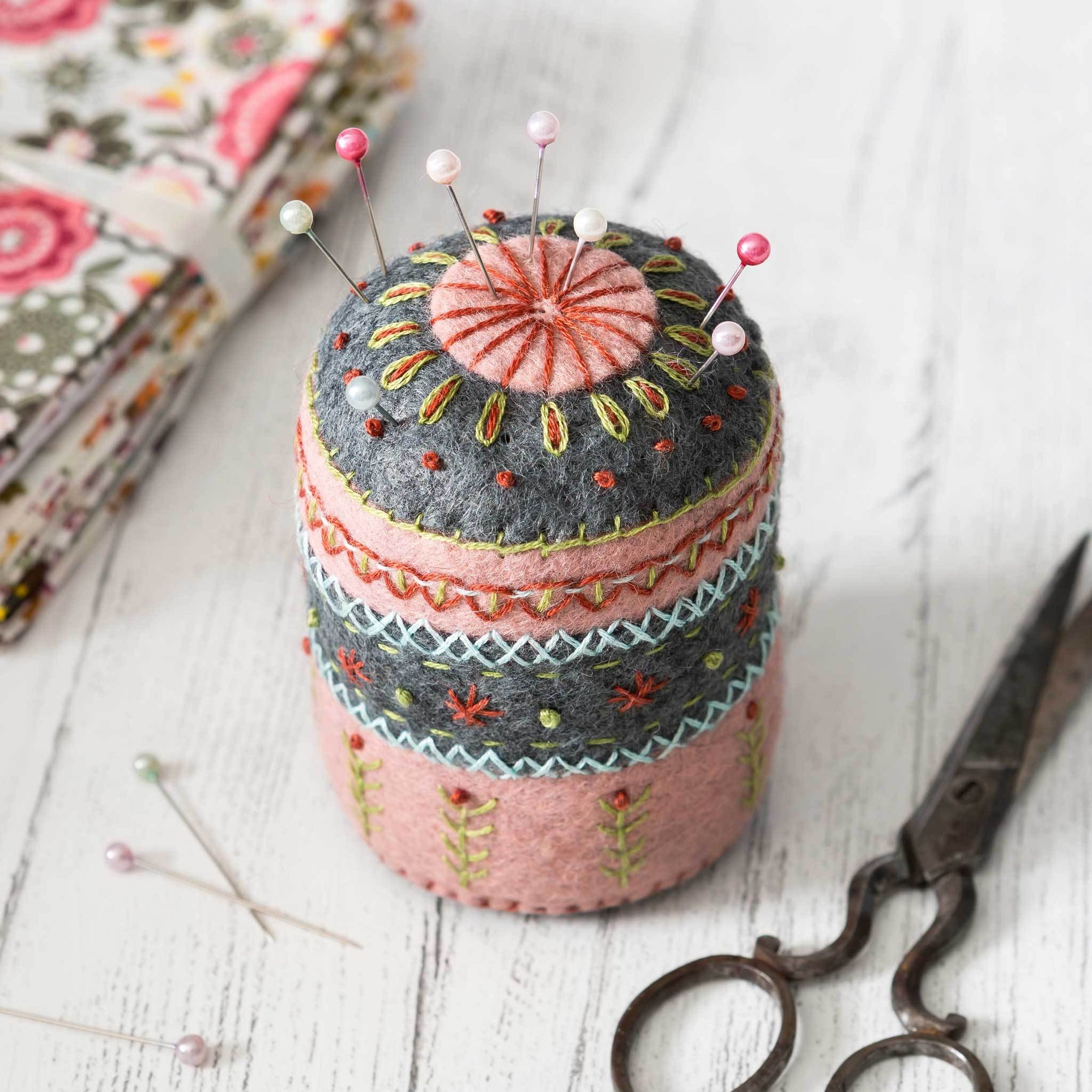 Corinne Lapierre Embroidery Sewing Kit - Pin Cushion