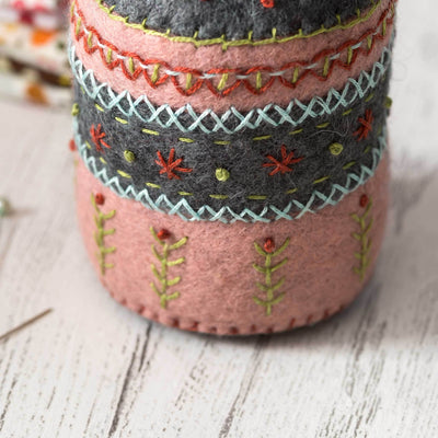 Corinne Lapierre Embroidery Sewing Kit - Pin Cushion