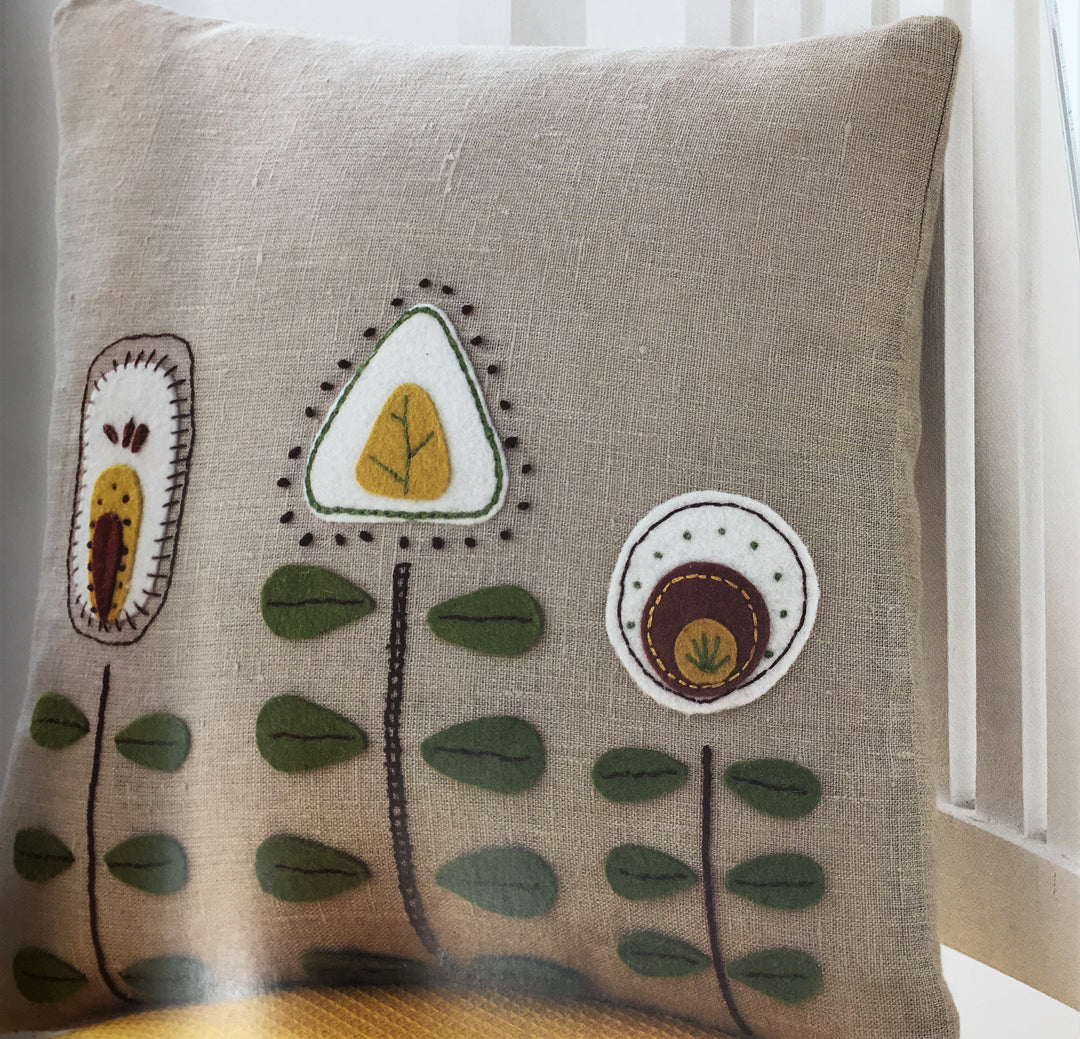 Fabulous Felt Book - Corinne Lapierre