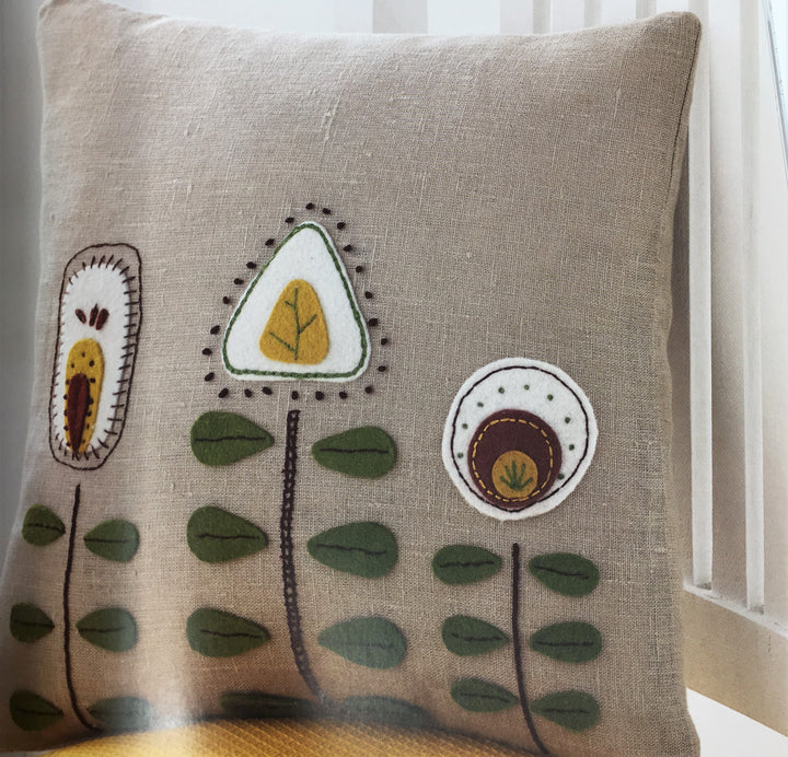 Fabulous Felt Book - Corinne Lapierre