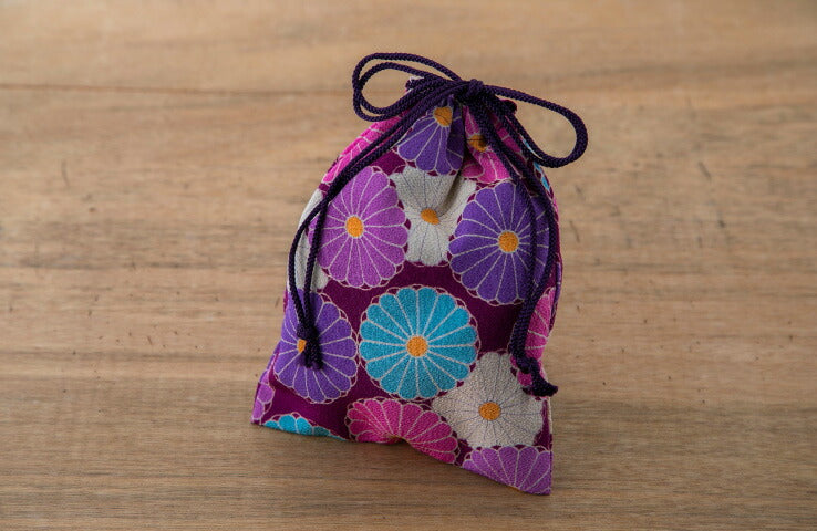 Corazon Chirimen Fabric Drawstring Pouch - "Kiku" Chrysanthemum - Purple (Made in Japan)