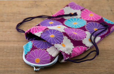Corazon Chirimen Fabric Drawstring Pouch - "Kiku" Chrysanthemum - Beige (Made in Japan)