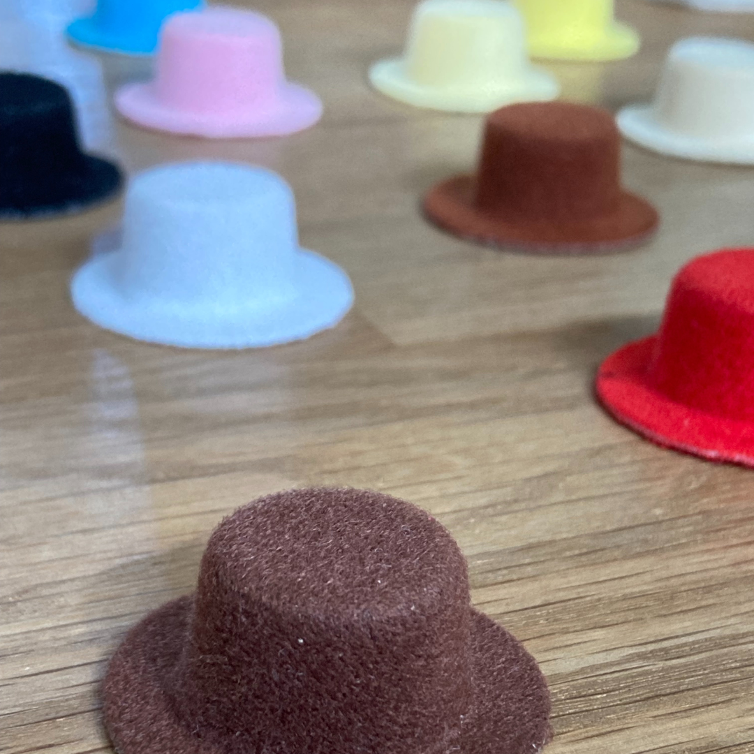 Mini plastic top hot sale hats