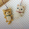 Hamanaka Needle Felting Kit - Tabby Cat and White Cat Keyring Mascots