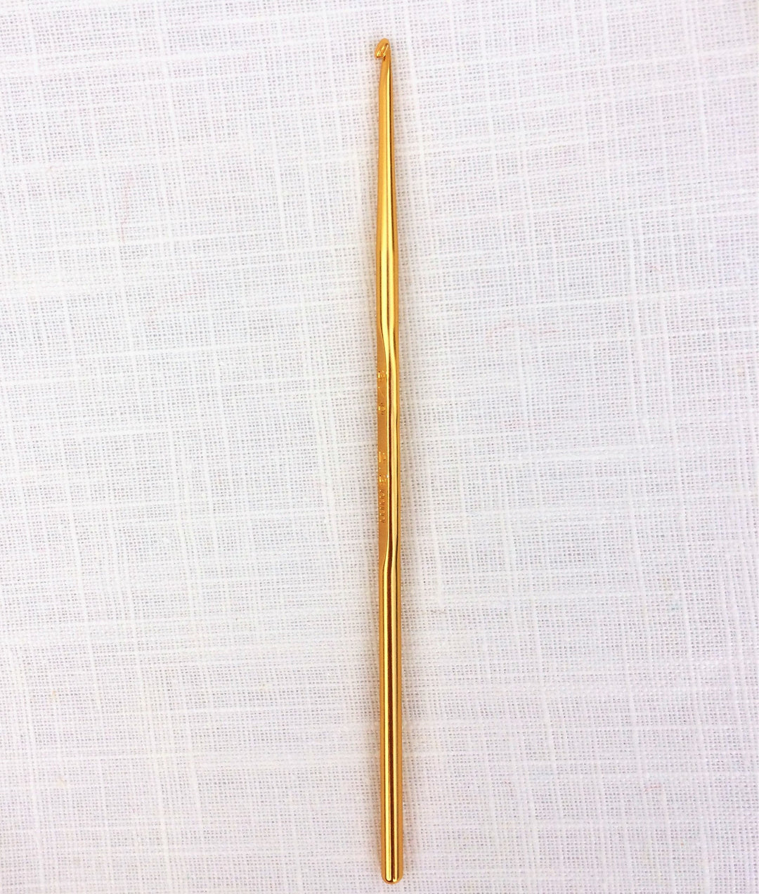 Japanese Hamanaka Crochet Hook - Size 3/0  (US B/1, UK 13, Metric 2.25mm)