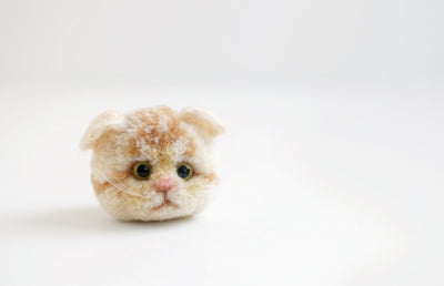 Trikotri KIT - Scottish Fold Cat Pom Pom Kit