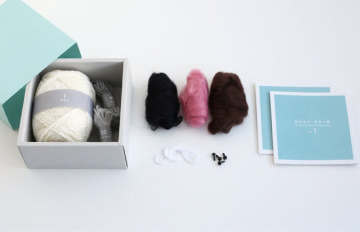 Trikotri KIT -  Bichon Frise Pom Pom Kit (English)