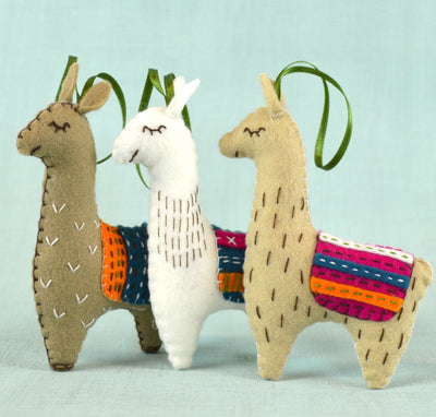 Corinne Lapierre Sewing Kit - Llama Family