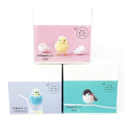 Trikotri KIT - Chick with Egg Pom Pom Kit